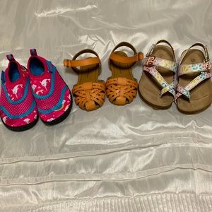Toddler girls sandals sz7 various brands